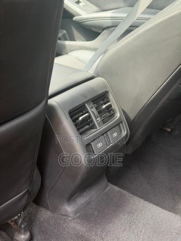 Honda Accord Sport 2.0T 2021 White