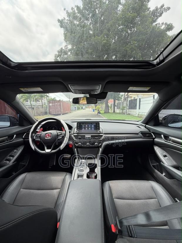 Honda Accord Sport 2.0T 2021 White