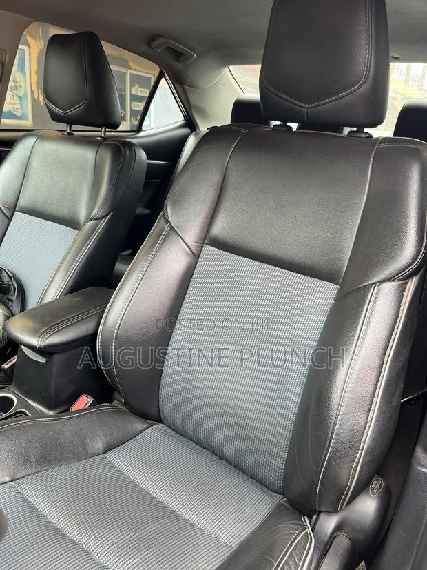 Toyota Corolla 2015 Blue