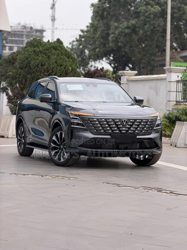 New Changan CS75 2025 Gray