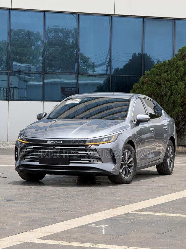 BYD Destroyer 05 DM-i 1.5 Hybrid FWD 2024 Gray