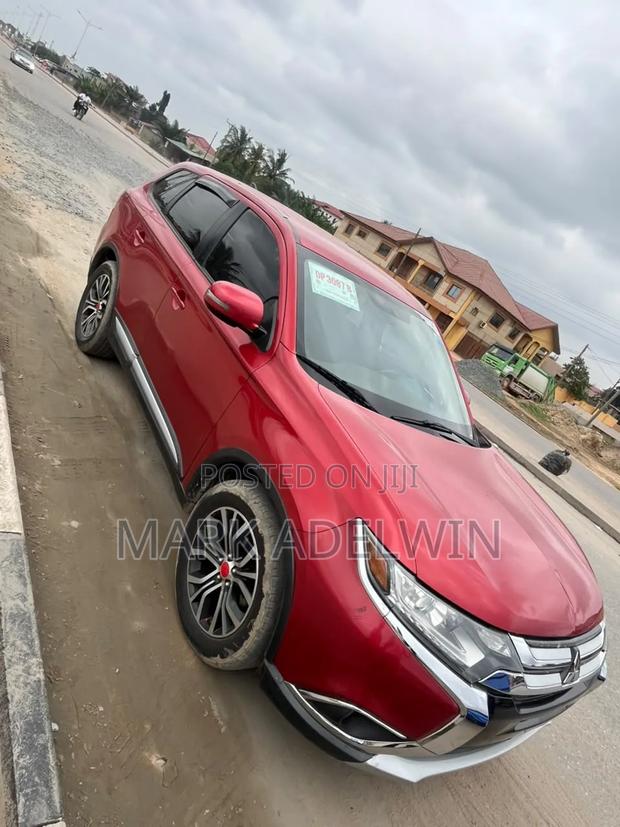 Mitsubishi Outlander 2016 Red