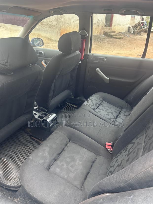 Volkswagen Golf 1.9 TDi 2000 Blue