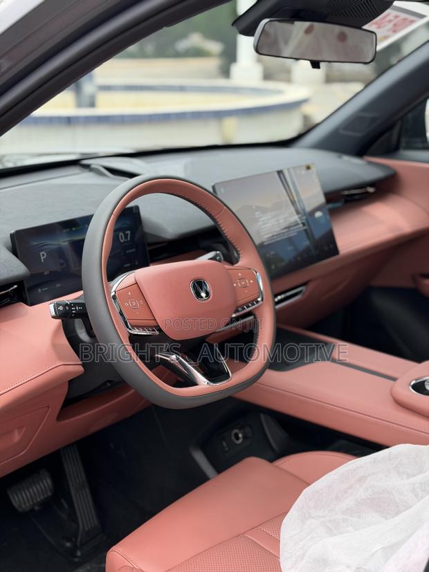 New Changan UNI-Z 1.5T Premium 2026 Gray