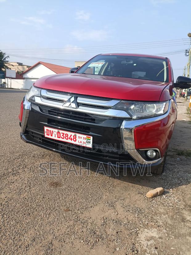 Mitsubishi Outlander 2018 Red