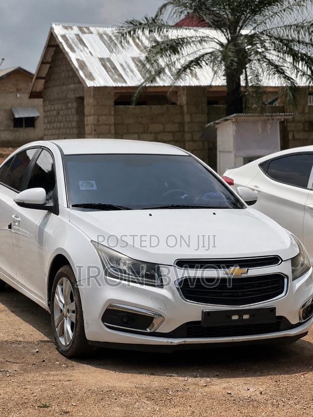 Chevrolet Cruze LS 4dr Sedan (1.5L 4cyl 6A) 2016 White