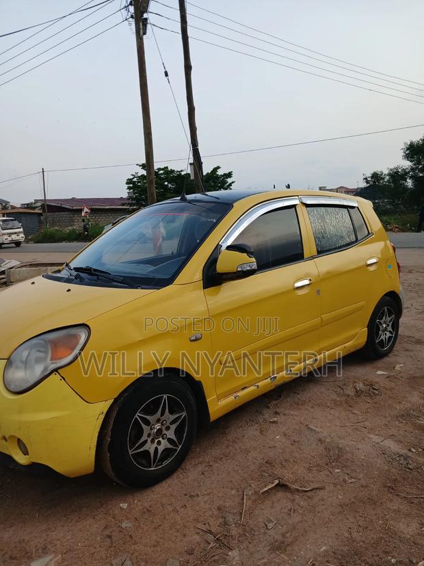Kia Morning 2010 Yellow