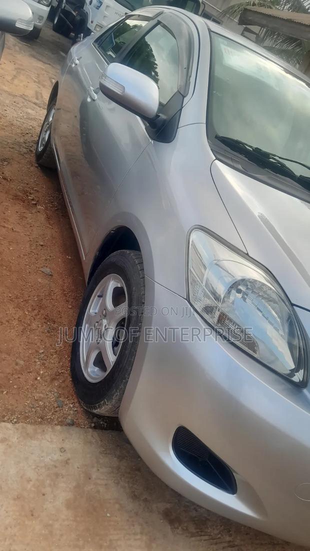 Toyota Belta 2010 Silver