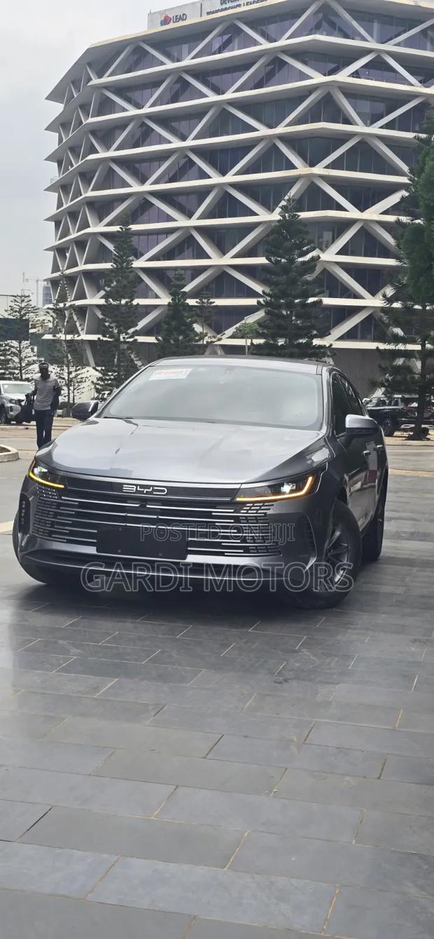 BYD Destroyer 05 DM-i 1.5 Hybrid FWD 2024 Gray