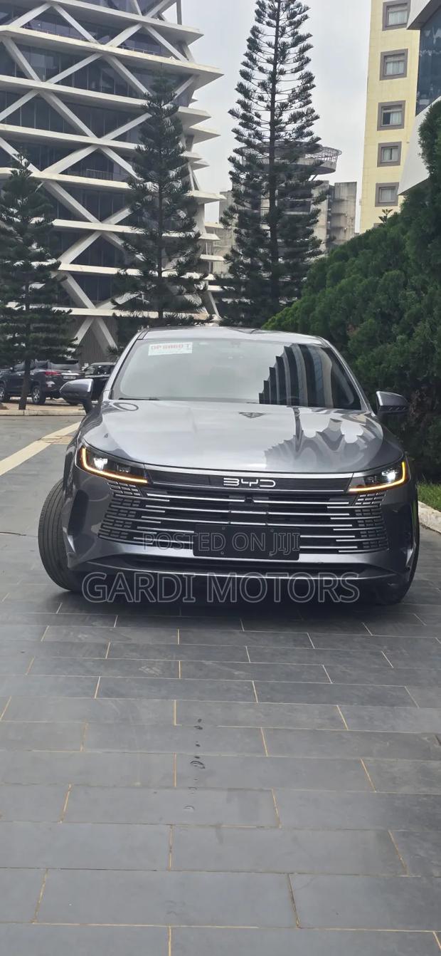 BYD Destroyer 05 DM-i 1.5 Hybrid FWD 2024 Gray