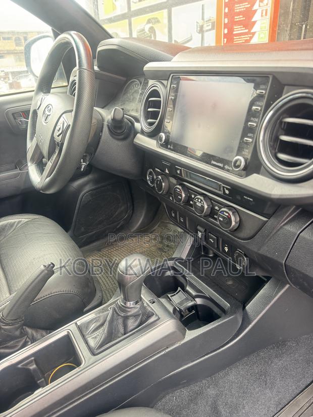 Toyota Tacoma Limited V6 4x4 Double Cab 127.4 in. WB 2020 Black