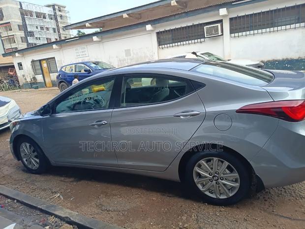 Hyundai Elantra 2015 Beige
