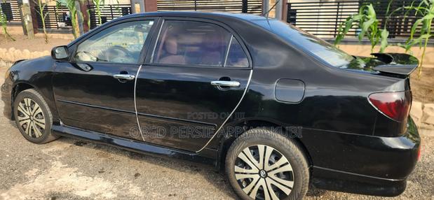 Toyota Corolla 2005 Black