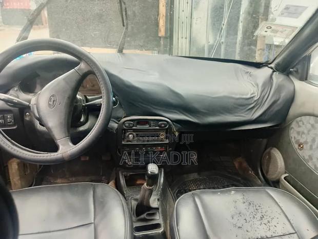 Hyundai Accent Automatic 2000 White