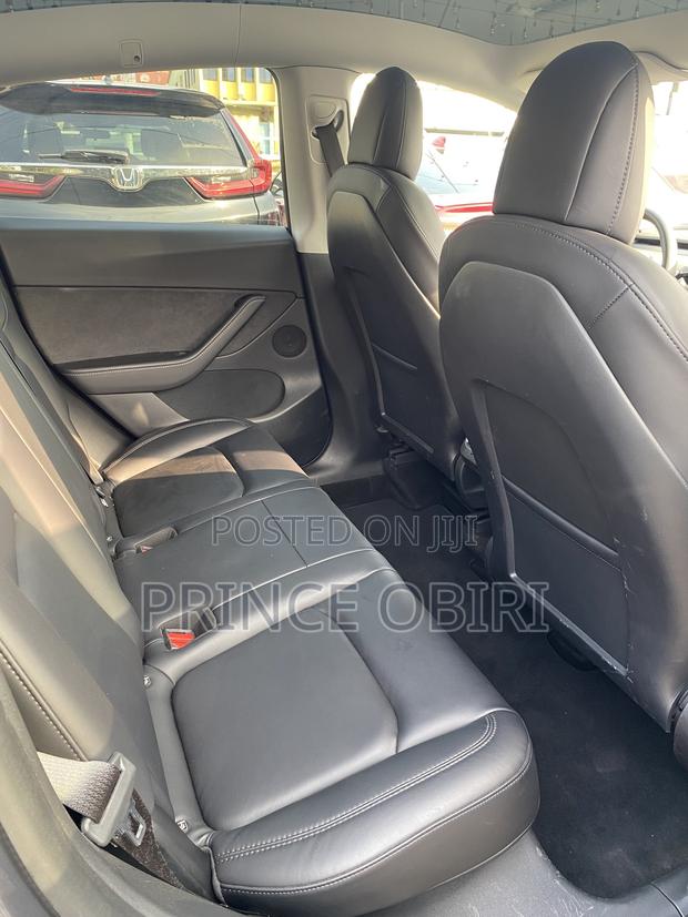 Tesla Model Y Performance 2022 Gray