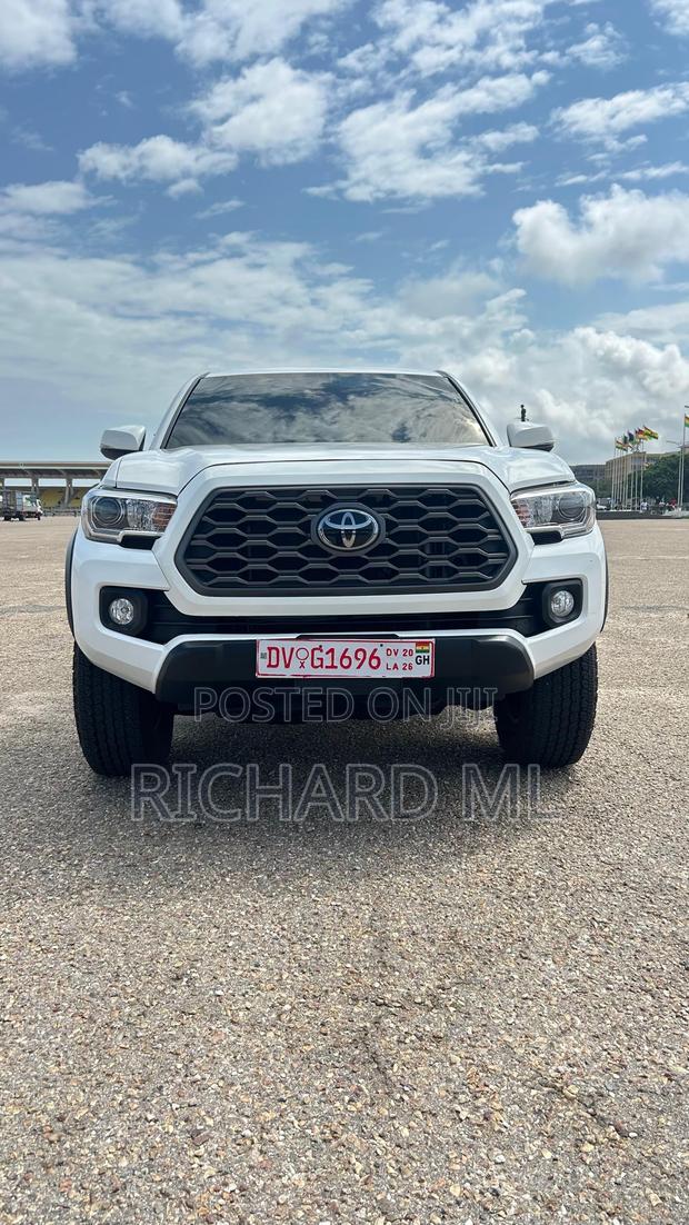 Toyota Tacoma TRD Off Road 2022 White