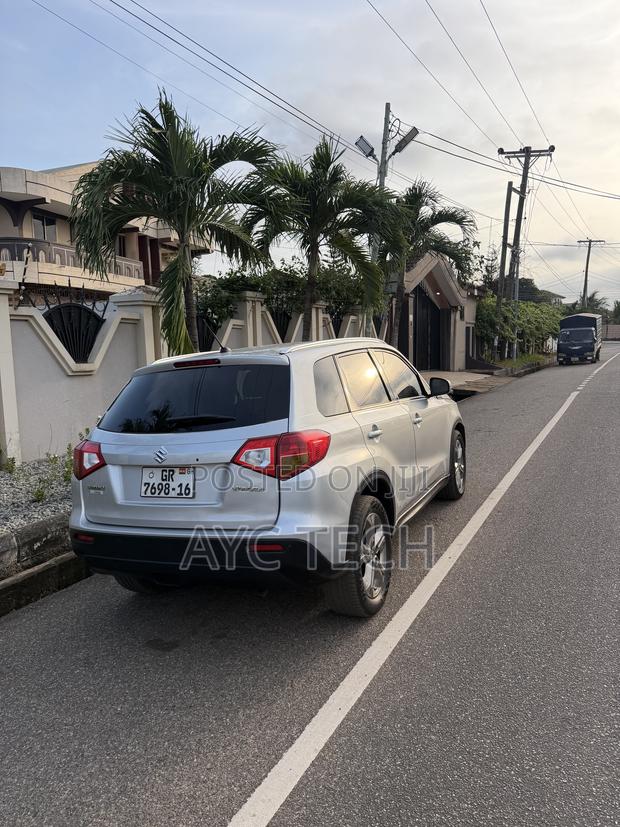 Suzuki Vitara 2016 Silver