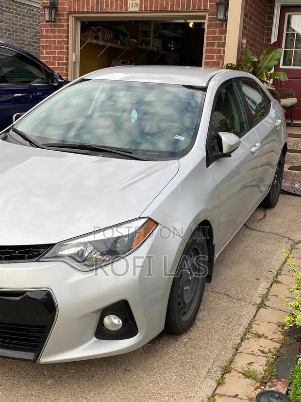 Toyota Corolla S 4dr Sedan (1.8L 4cyl CVT) 2016 Silver