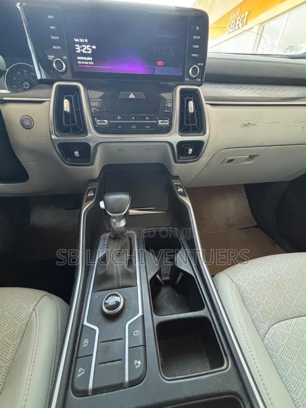 Kia Sorento 2022 Red