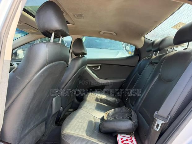 Hyundai Elantra 2013 Silver