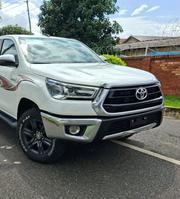 Toyota Hilux 2021 White for sale