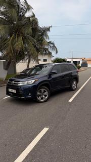 Toyota Highlander XLE 4x2 V6 (3.5L 6cyl 8A) 2017 Blue for sale