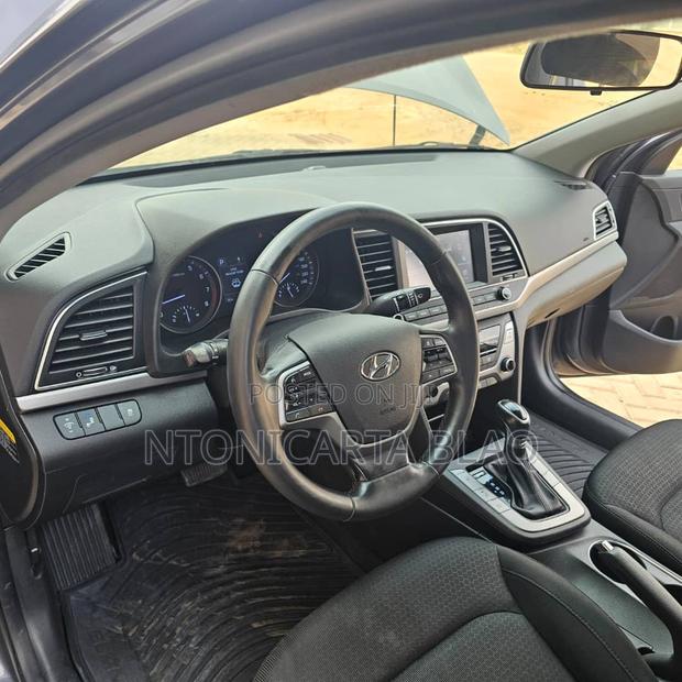 Hyundai Elantra Sport 2018 Gray