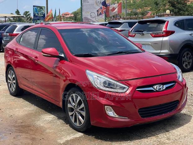 Hyundai Accent 2015 Red