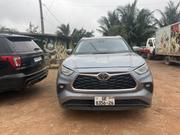 Toyota Highlander XLE 2022 Gray for sale