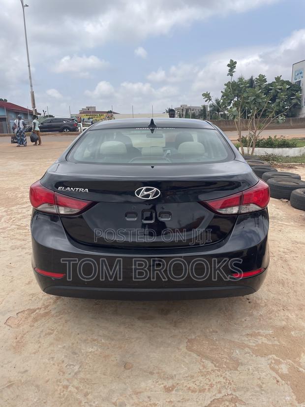 Hyundai Elantra Limited 4dr Sedan (1.8L 4cyl 6A) 2015 Black