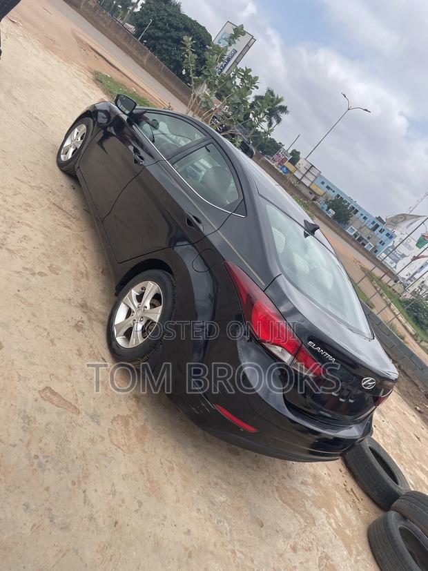 Hyundai Elantra Limited 4dr Sedan (1.8L 4cyl 6A) 2015 Black