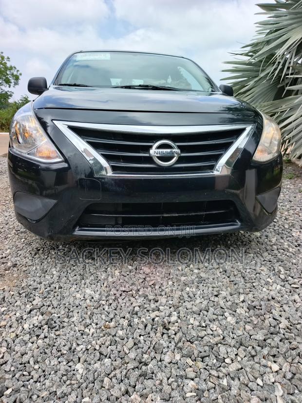 Nissan Versa 2015 Black