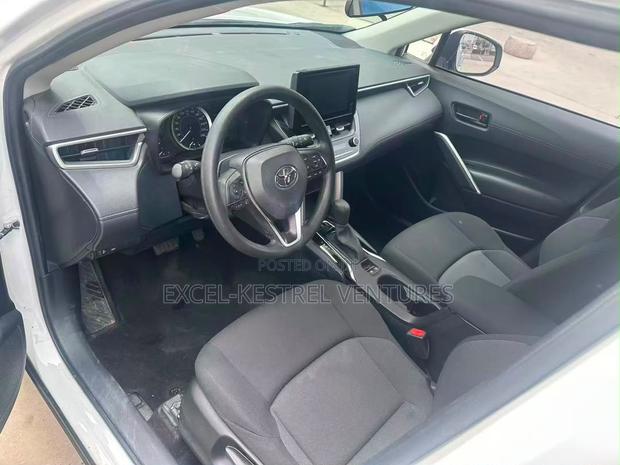 Toyota Frontlander 2.0 Petrol FWD 2022 White