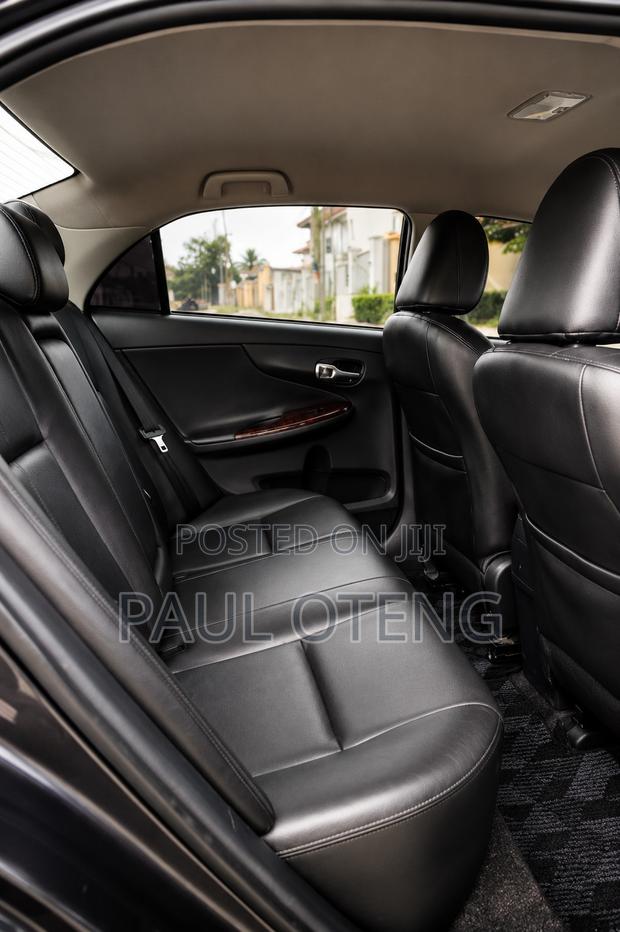 Toyota Corolla LE Special Edition 4dr Sedan (1.8L 4cyl 4A) 2013 Gray
