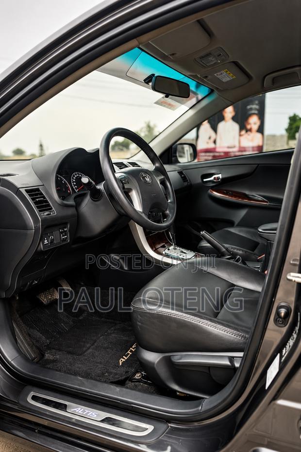 Toyota Corolla LE Special Edition 4dr Sedan (1.8L 4cyl 4A) 2013 Gray