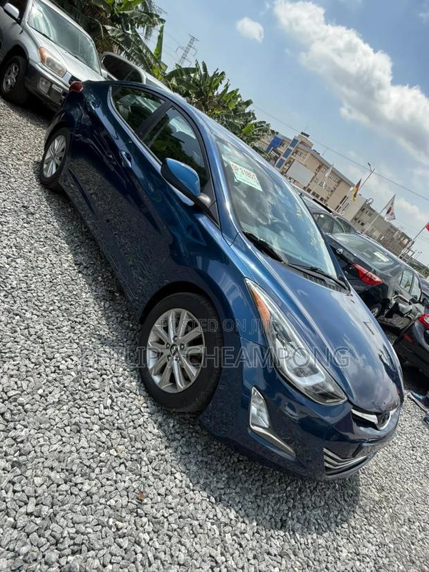Hyundai Elantra 2016 Blue