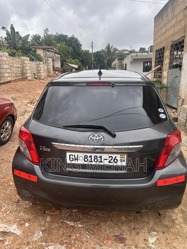 Toyota Vitz 1.3 AWD 3dr 2012 Black