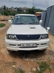 Mitsubishi Challenger 2000 White for sale