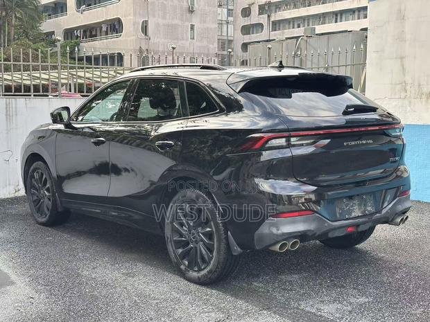 Dongfeng Captain 2021 Black