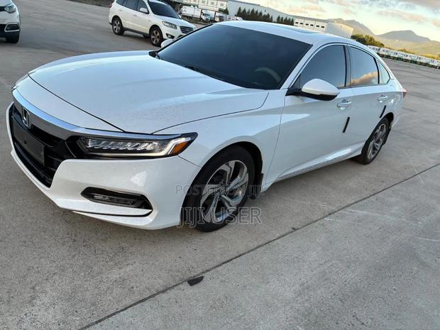 Honda Accord 2019 White