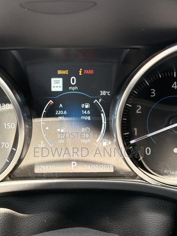 Jaguar F-Pace 25t AWD 2019 Silver