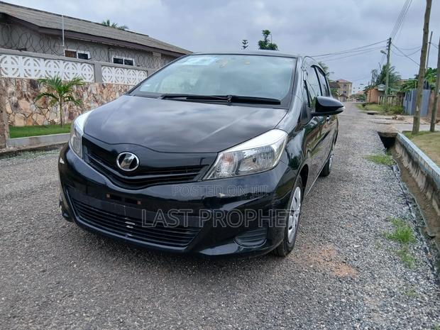 Toyota Vitz 2014 Black