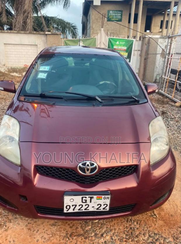Toyota Vitz 2010 Brown