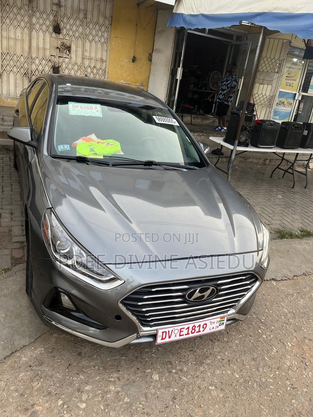 Hyundai Sonata SE 2018 Gray
