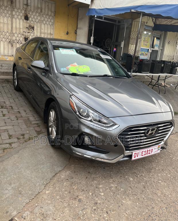 Hyundai Sonata SE 2018 Gray