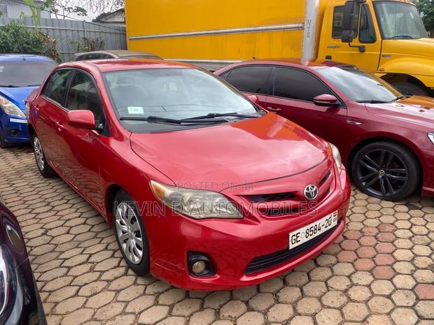 Toyota Corolla LE 4dr Sedan (1.8L 4cyl 4A) 2013 Red