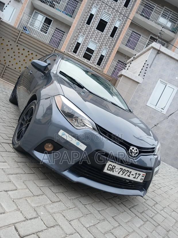 Toyota Corolla 2016 Gray