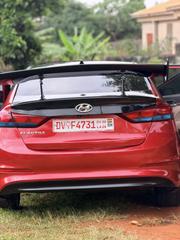 Hyundai Elantra Sport Sedan FWD (1.6L 4cyl 6M) 2017 Red for sale