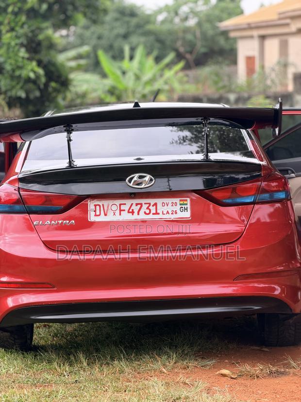 Hyundai Elantra Sport Sedan FWD (1.6L 4cyl 6M) 2017