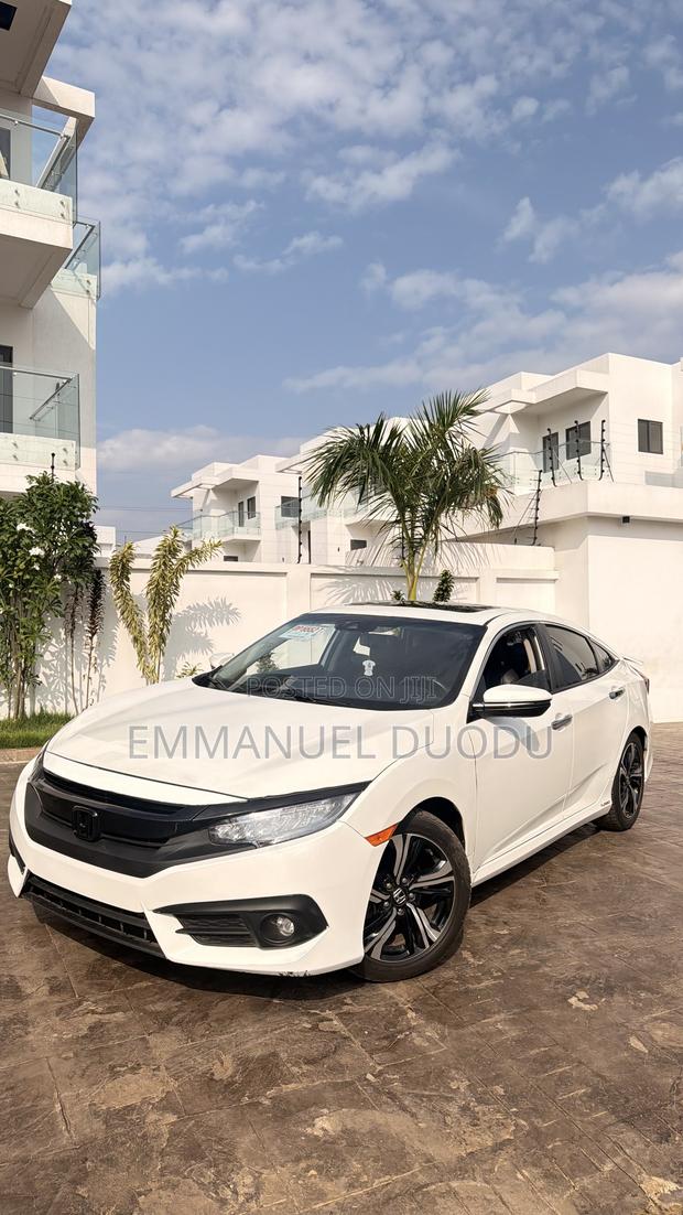 Honda Civic Touring Sedan 2018 White